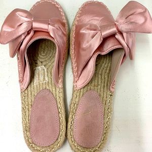 Pink bow slip on shoes
